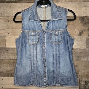 Old navy Sleeveless Denim Button-Up Top